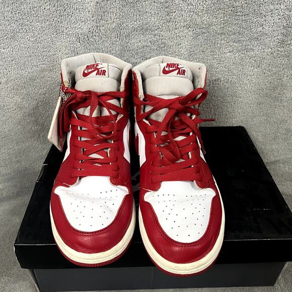 Nike‎ Air Jordan 1 Retro High OG Sneakers Mens 10.5 Newstalgia Chenille Colorway main image 15